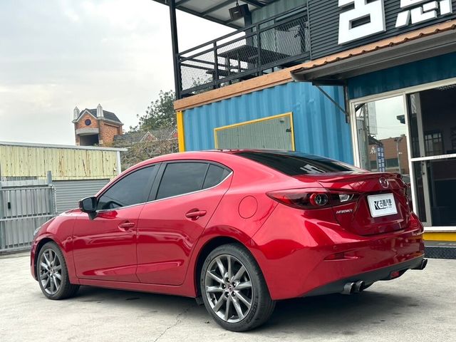 MAZDA馬自達 MAZDA 3  第7張相片