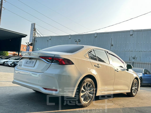 TOYOTA豐田 ALTIS  第5張相片