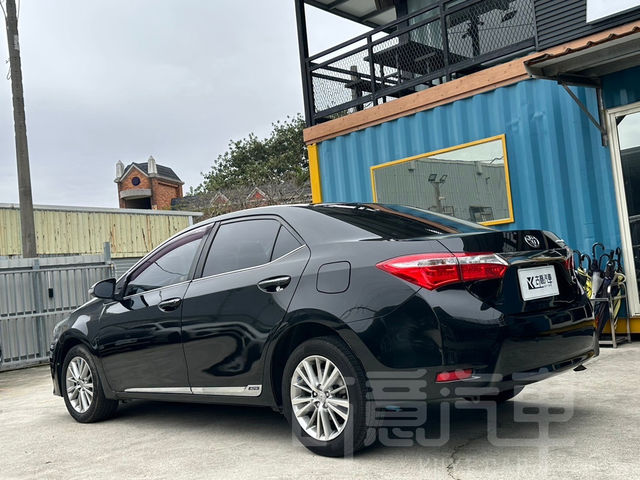 TOYOTA豐田 ALTIS  第5張相片