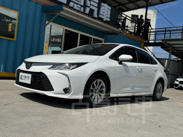 TOYOTA豐田 ALTIS  第1張相片