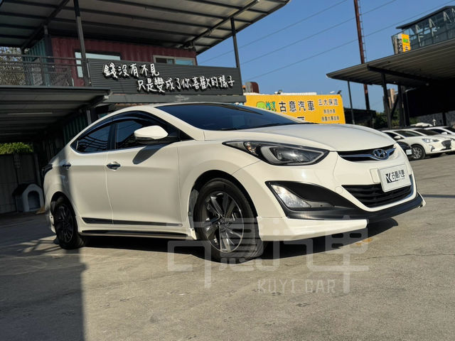 HYUNDAI現代 ELANTRA  第2張相片
