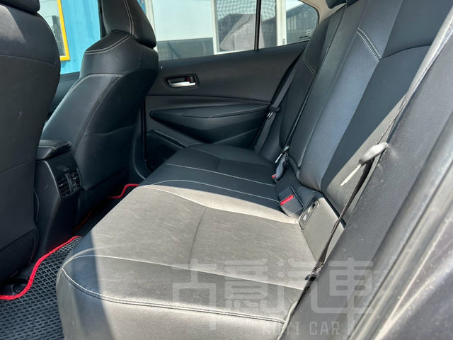 TOYOTA豐田 ALTIS  第6張相片