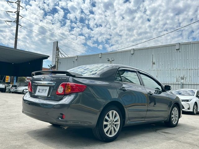 TOYOTA豐田 ALTIS  第4張相片