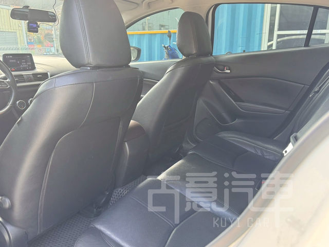 MAZDA馬自達 MAZDA 3  第5張相片