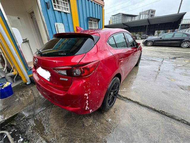 MAZDA馬自達 MAZDA 3  第3張相片