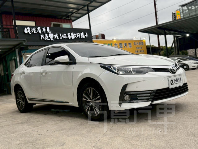 TOYOTA豐田 ALTIS  第2張相片