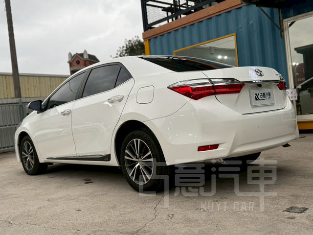 TOYOTA豐田 ALTIS  第3張相片