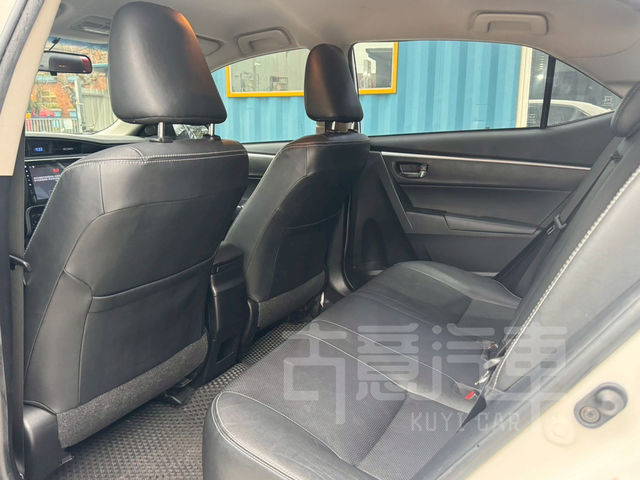 TOYOTA豐田 ALTIS  第5張相片
