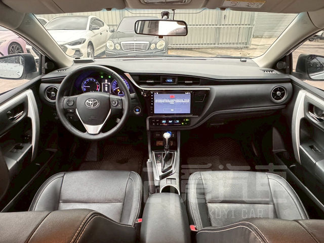 TOYOTA豐田 ALTIS  第6張相片