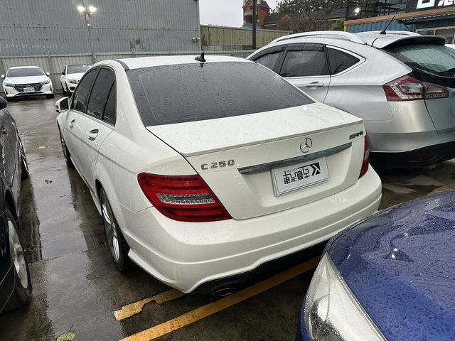 M-BENZ賓士 C250  第3張相片
