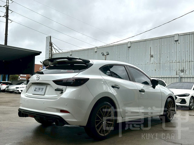 MAZDA馬自達 MAZDA 3  第4張相片