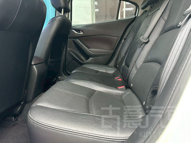 MAZDA馬自達 MAZDA 3  第5張相片
