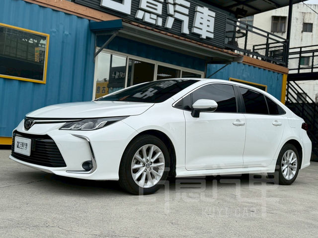 TOYOTA豐田 ALTIS  第1張相片
