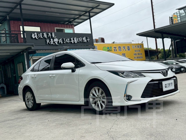TOYOTA豐田 ALTIS  第2張相片