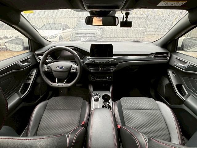 FORD福特 FOCUS  第6張相片