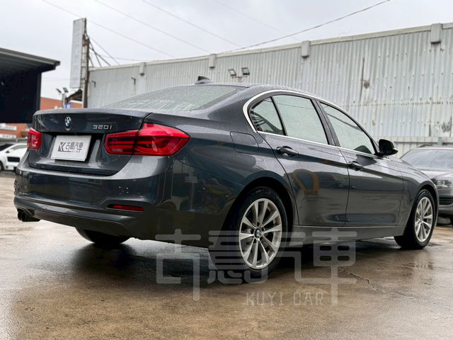BMW寶馬 320I LCI  第4張相片