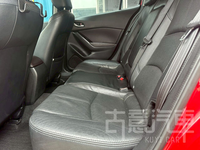 MAZDA馬自達 MAZDA 3  第5張相片