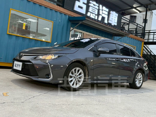 TOYOTA豐田 ALTIS  第1張相片