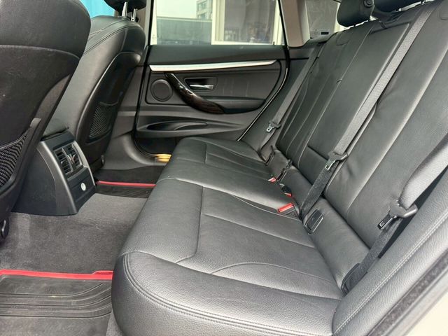 BMW寶馬 320 GT  第5張相片