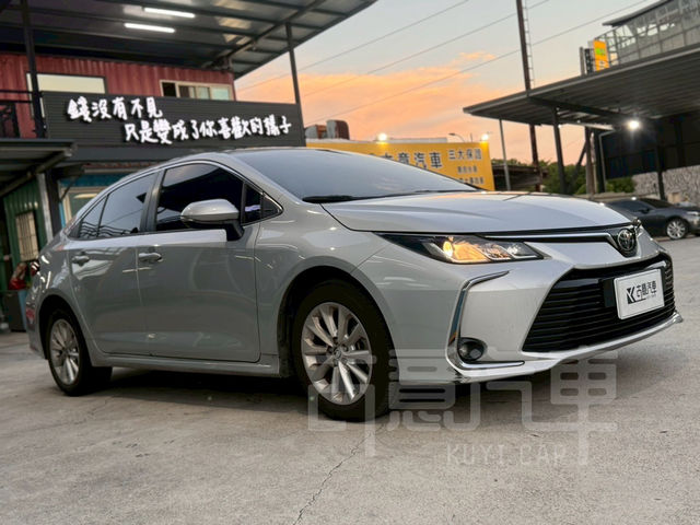 TOYOTA豐田 ALTIS  第2張相片