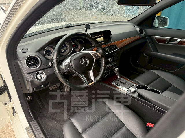 M-BENZ賓士 C250  第6張相片