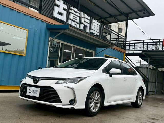 TOYOTA豐田 ALTIS  第1張相片