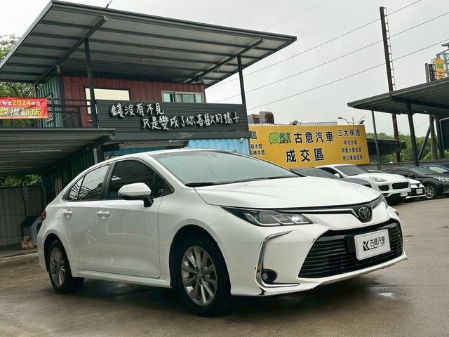 TOYOTA豐田 ALTIS  第2張相片