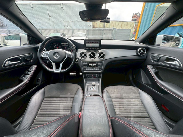 M-BENZ賓士 CLA45 AMG  第5張相片