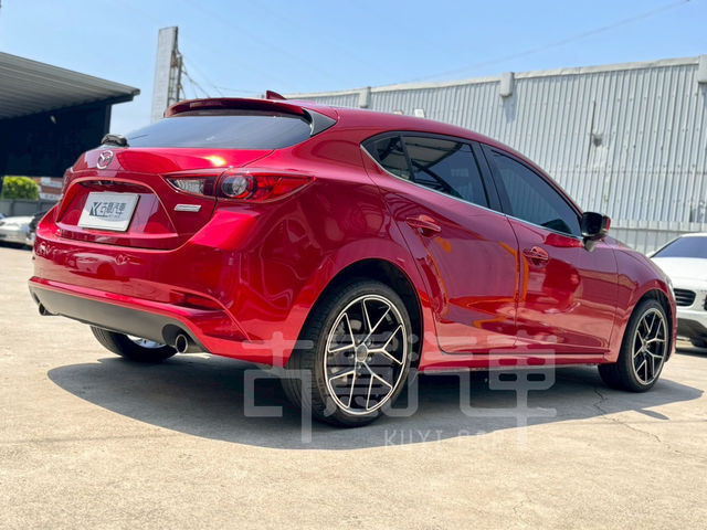 MAZDA馬自達 MAZDA 3  第4張相片