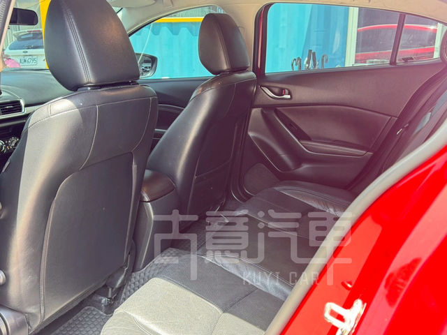 MAZDA馬自達 MAZDA 3  第5張相片