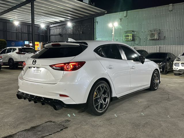 MAZDA馬自達 MAZDA 3  第3張相片