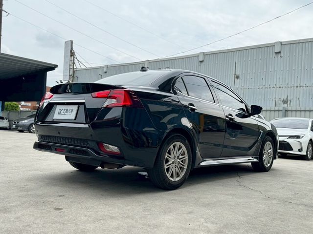 MITSUBISHI三菱 LANCER  第3張相片