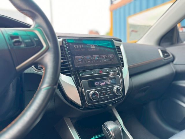 MITSUBISHI三菱 LANCER  第6張相片