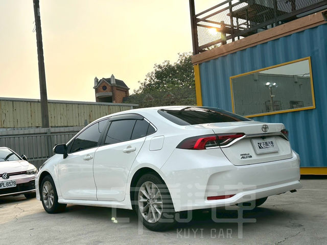 TOYOTA豐田 ALTIS  第4張相片