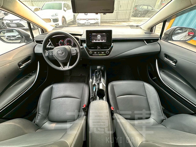 TOYOTA豐田 ALTIS  第6張相片
