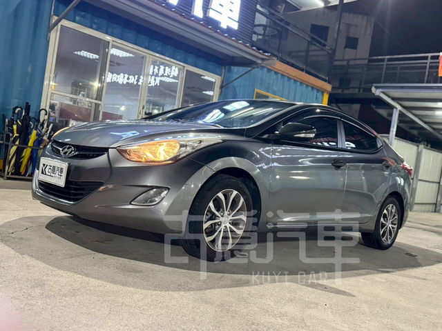 HYUNDAI現代 ELANTRA  第1張相片