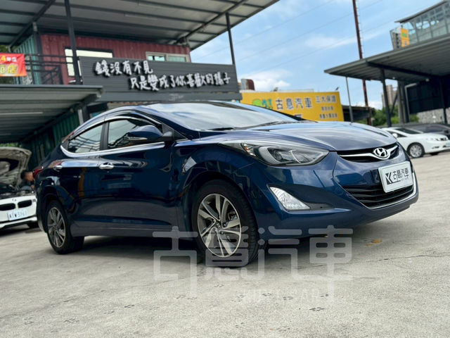 HYUNDAI現代 ELANTRA  第2張相片