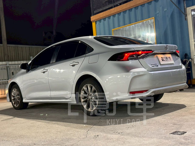TOYOTA豐田 ALTIS  第4張相片