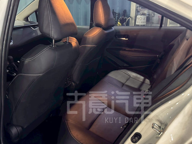 TOYOTA豐田 ALTIS  第5張相片
