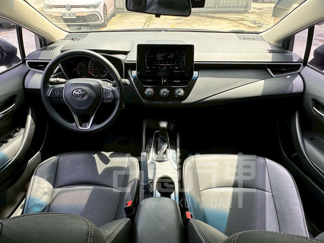 TOYOTA豐田 ALTIS  第6張相片