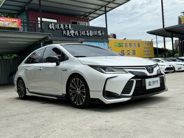 TOYOTA豐田 ALTIS  第2張相片
