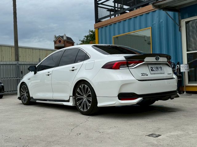 TOYOTA豐田 ALTIS  第3張相片