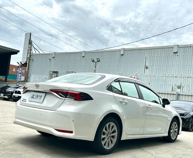 TOYOTA豐田 ALTIS  第4張相片