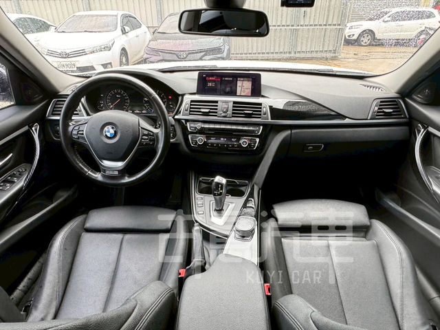 BMW寶馬 318I  第5張相片
