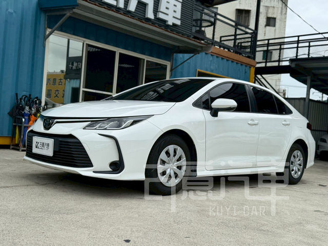 TOYOTA豐田 ALTIS  第1張相片