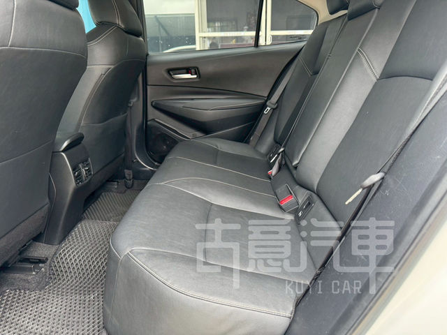TOYOTA豐田 ALTIS  第5張相片