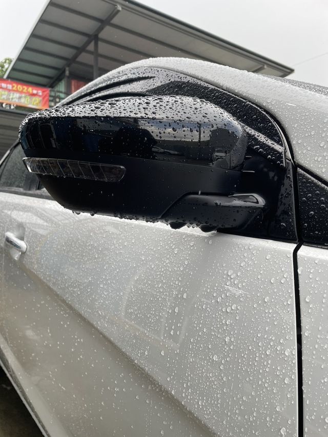 MITSUBISHI三菱 GRAND LANCER  第5張相片