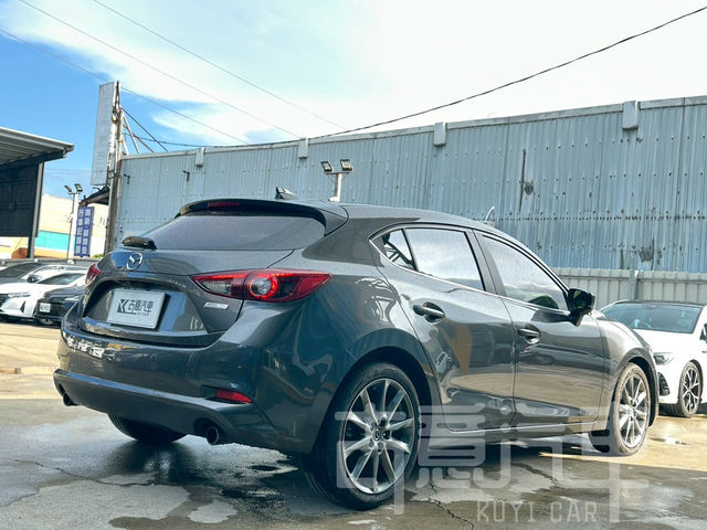 MAZDA馬自達 MAZDA 3  第3張相片