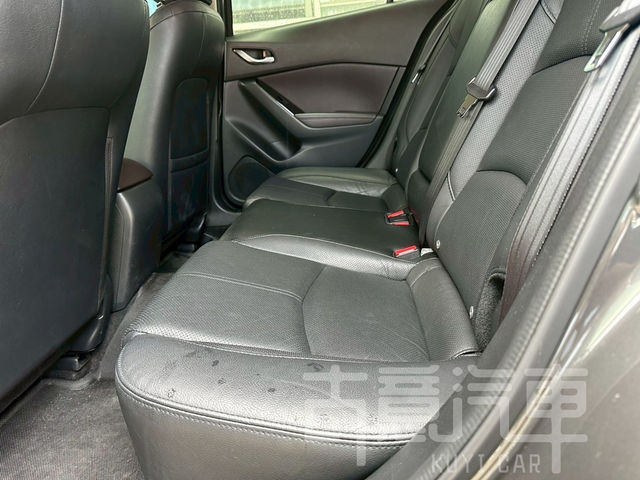 MAZDA馬自達 MAZDA 3  第5張相片