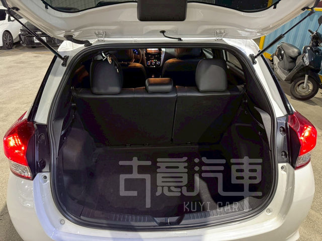 TOYOTA豐田 YARIS  第6張相片
